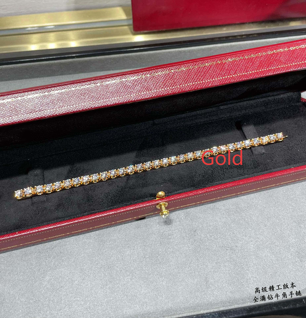 ca*t*er full Di*m*nd horn bracelet a0285