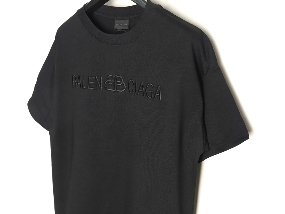Ba*len*cia*ga obscure lock letter embroidered short-sleeved t-shirt tsk1