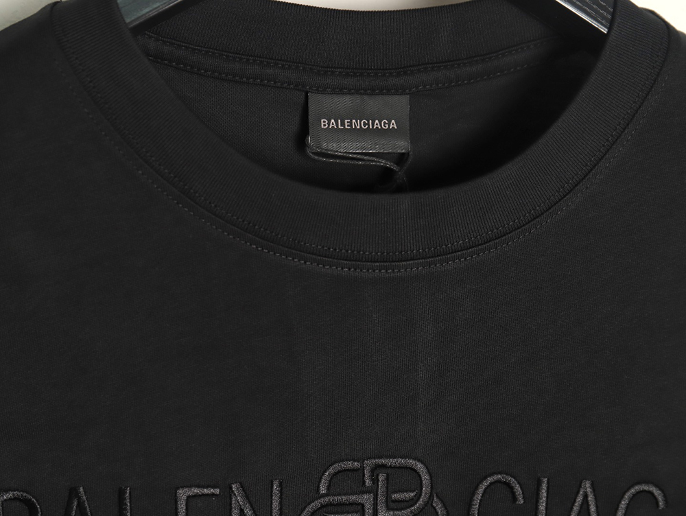 Ba*len*cia*ga obscure lock letter embroidered short-sleeved t-shirt tsk1