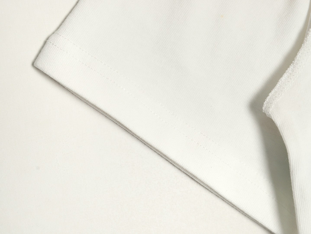 l0*is V*t0n green foam lettering round neck short-sleeved t-shirt