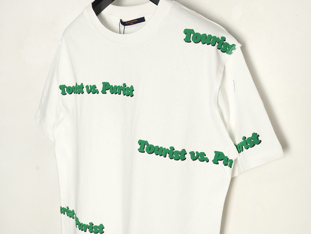 l0*is V*t0n green foam lettering round neck short-sleeved t-shirt