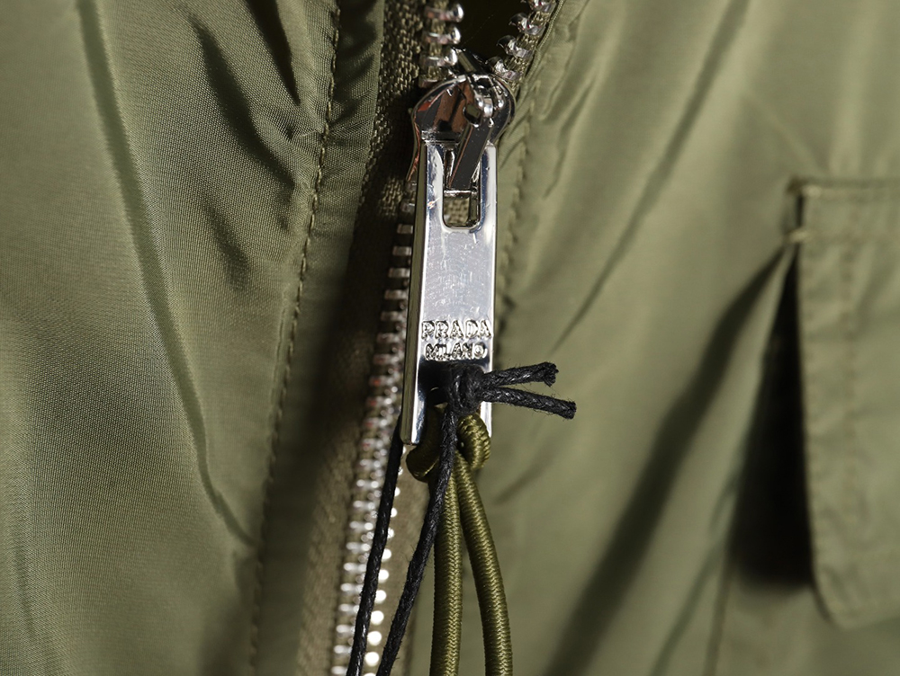 Pra*a minimalist double pocket short sleeve shirt