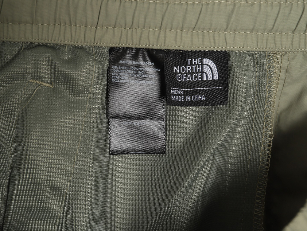 the nor*h F**e casual elastic shorts