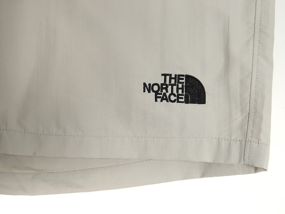 the nor*h F**e casual elastic shorts tsk1