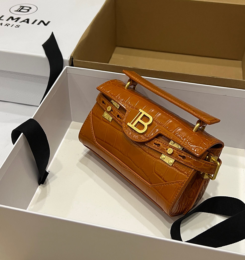 Balmain B-Buzz 19 Bags L014F8 19*12*7.5cm