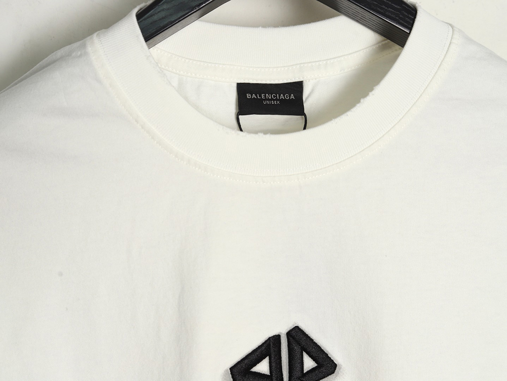 Ba*len*cia*ga double b embroidery and 3d inkjet logo ripped short-sleeved t-shirt