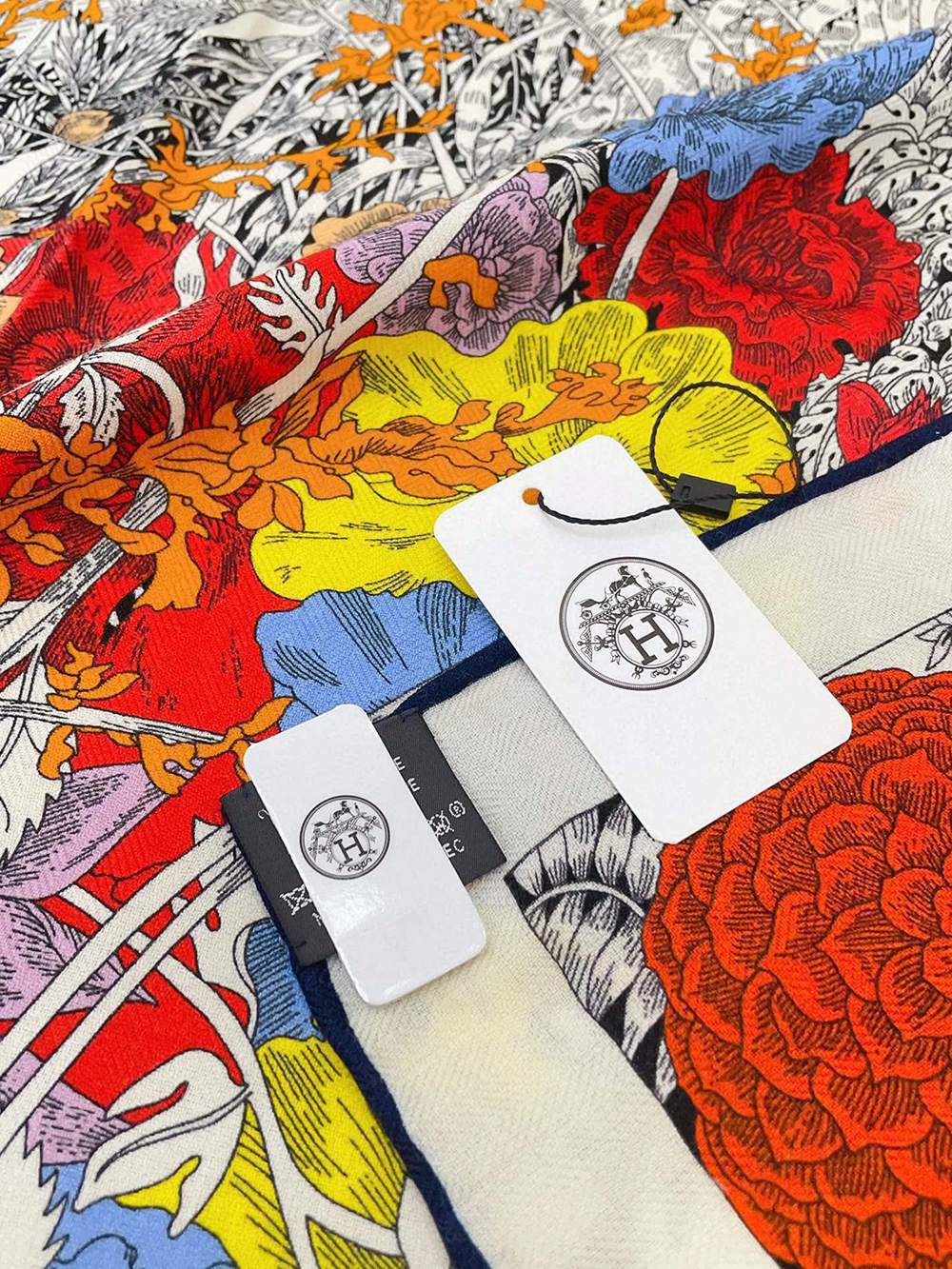 H**mes retour a la nature shawl 140*140cm