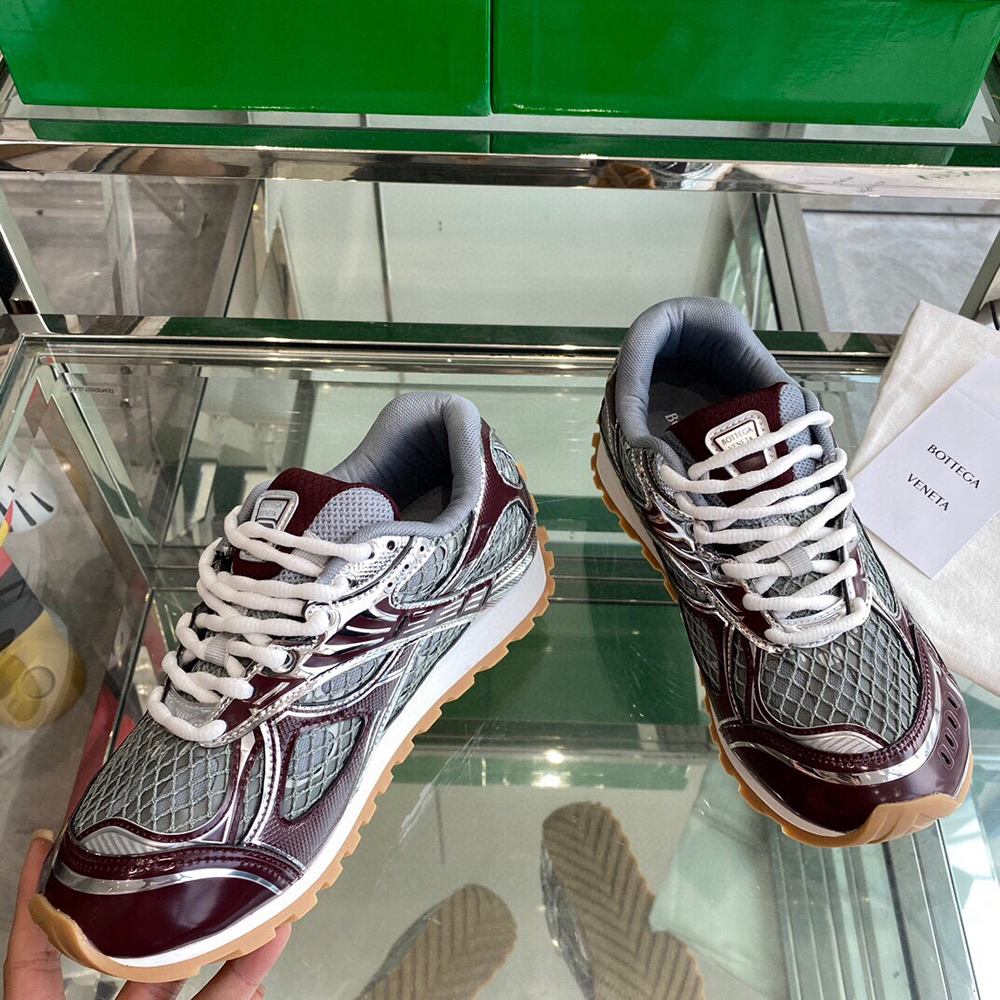 bo*te*ga Ve*ne*ta orbit runner sneaker ''grey-red''