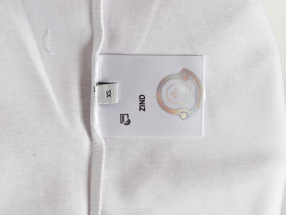 Moncler coordinate letter print short sleeve