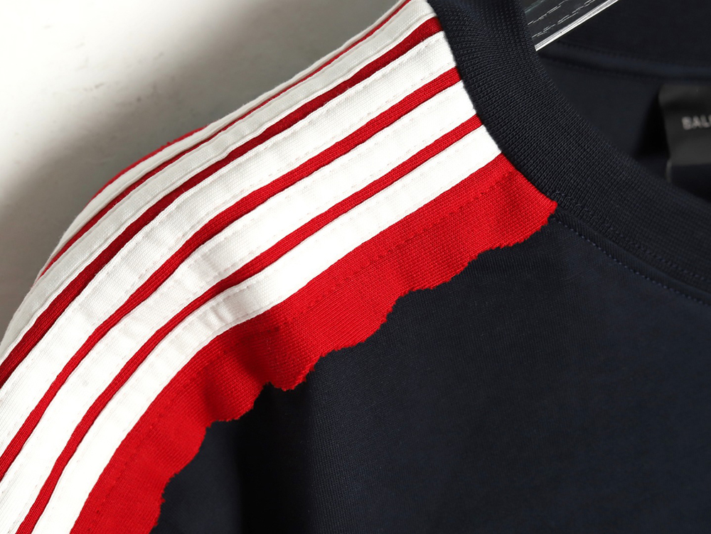 Ba*len*cia*ga web embroidered short-sleeved t-shirt