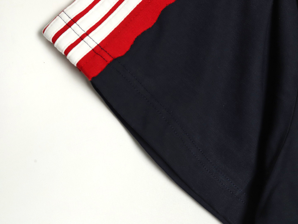 Ba*len*cia*ga web embroidered short-sleeved t-shirt