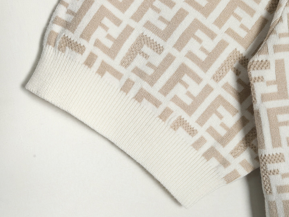 F**di all over ff jacquard knitted short sleeve t-shirt