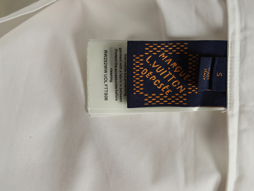 l0*is V*t0n pocket embossed short sleeve shirt