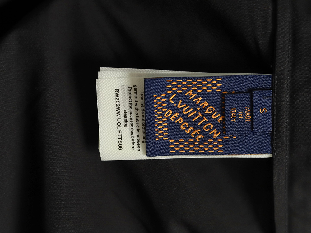 l0*is V*t0n pocket embossed short sleeve shirt tsk1