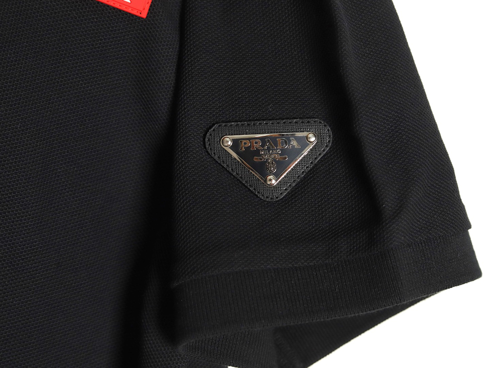 Pra*a red stripe triangle half zip short sleeve polo shirt