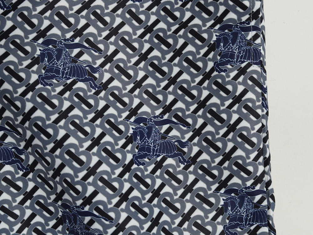 B**rry warhorse print shorts tsk3