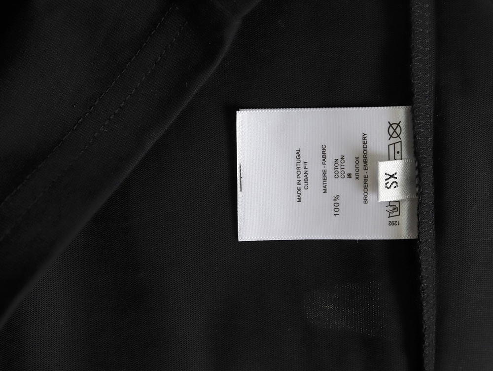 Givenchy optical illusion discharge print short sleeve