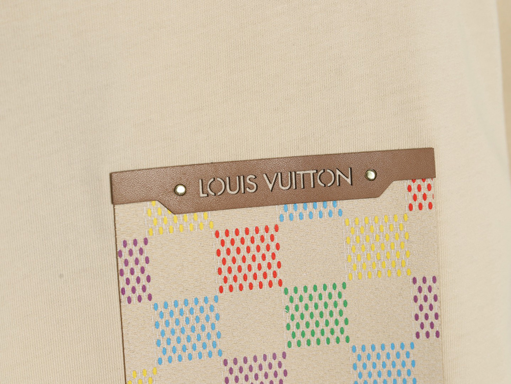 l0*is V*t0n checkerboard leather patches pocket short sleeves