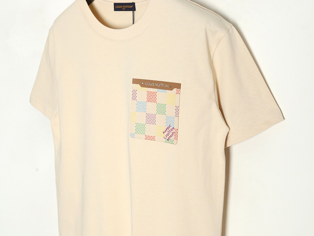 l0*is V*t0n checkerboard leather patches pocket short sleeves