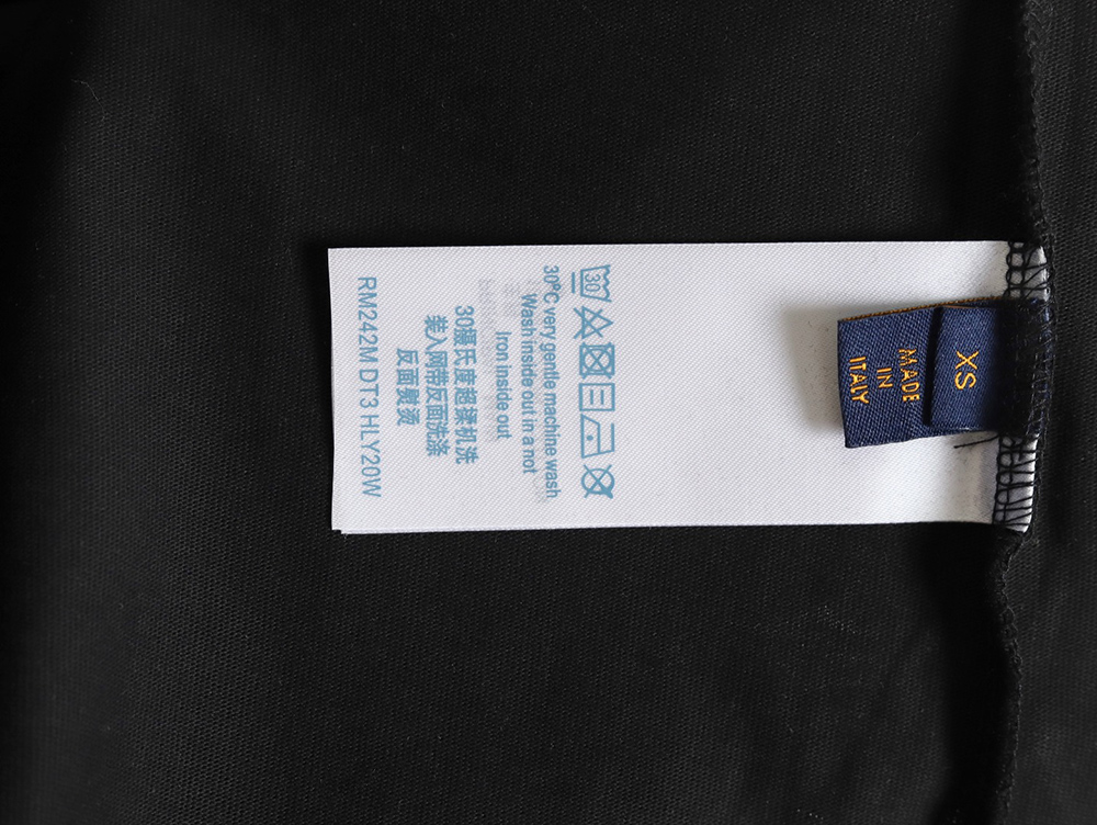 l0*is V*t0n line fake pockets embroidered short sleeves tsk1