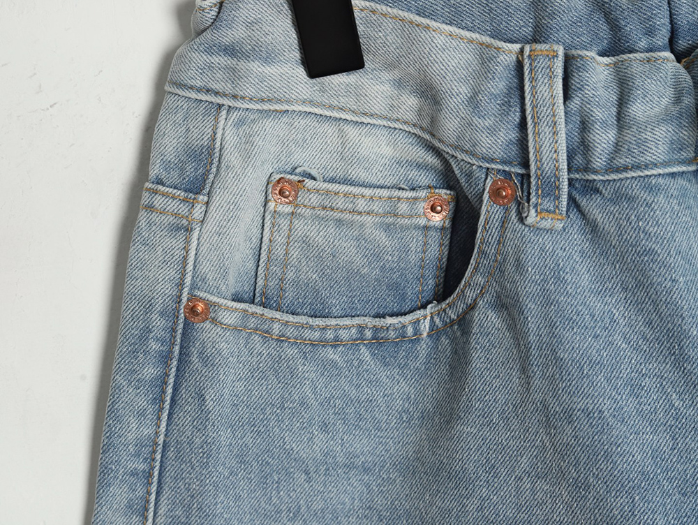 ma*s*n Ma*i*la masking paper white tape ripped five-point denim shorts