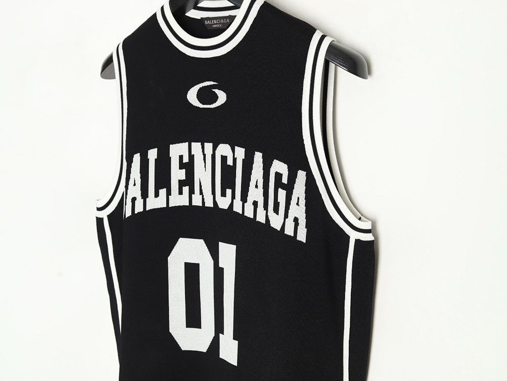 Ba*len*cia*ga wool basketball vest