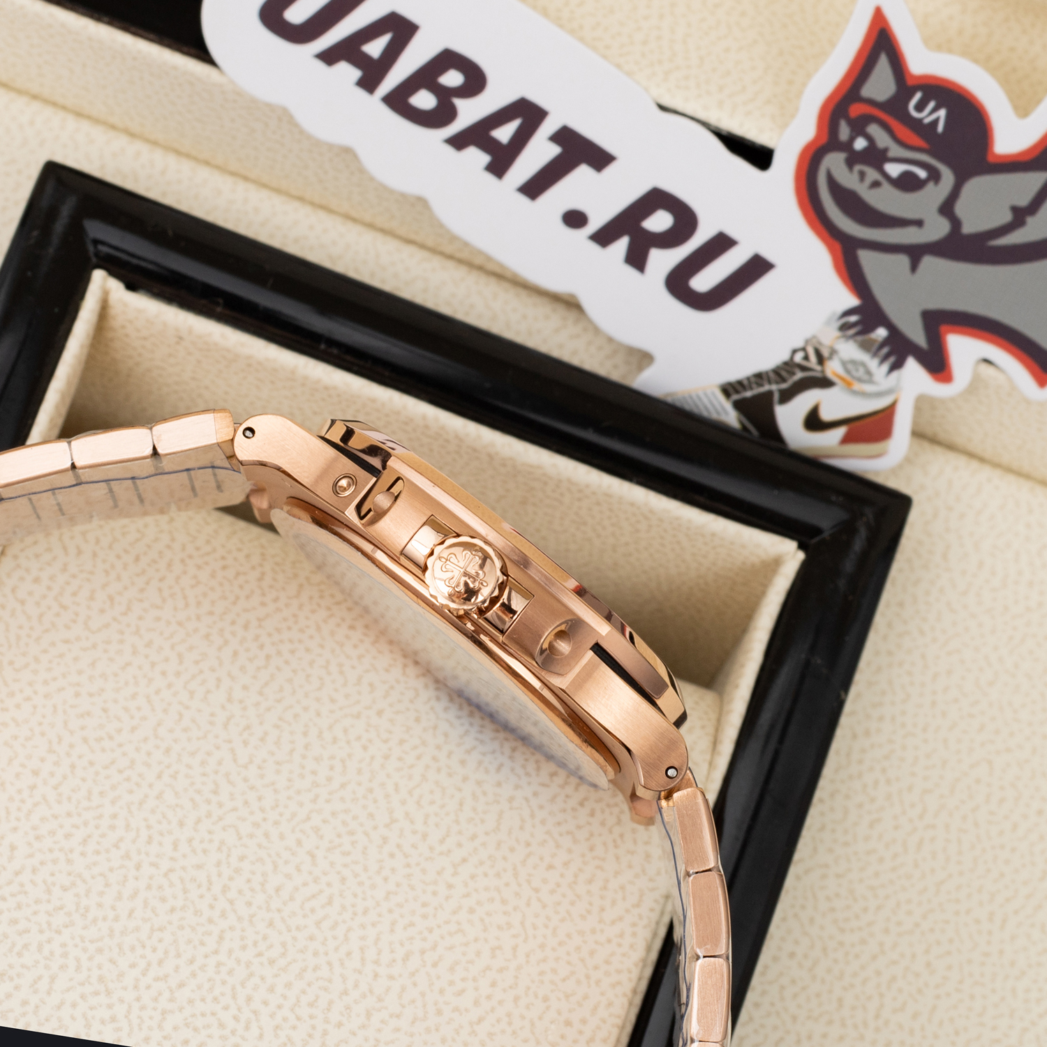 P**ek Ph**ppe nautilus rose gold 5712/1r grf