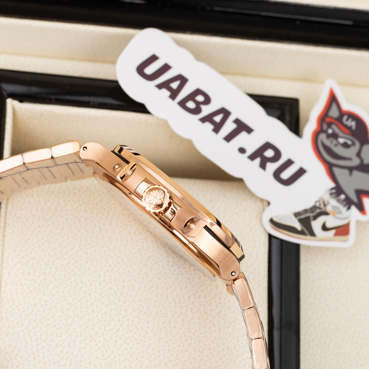 P**ek Ph**ppe nautilus rose gold 5712/1r grf