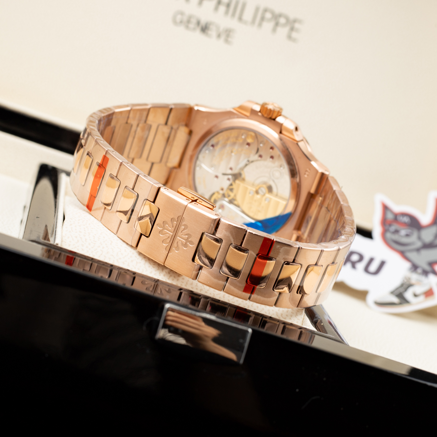 P**ek Ph**ppe nautilus rose gold 5712/1r grf