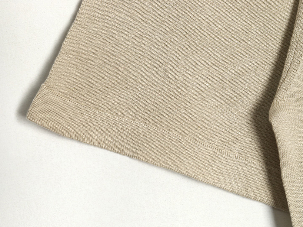 L**o p*ana henley collar short sleeve t-shirt