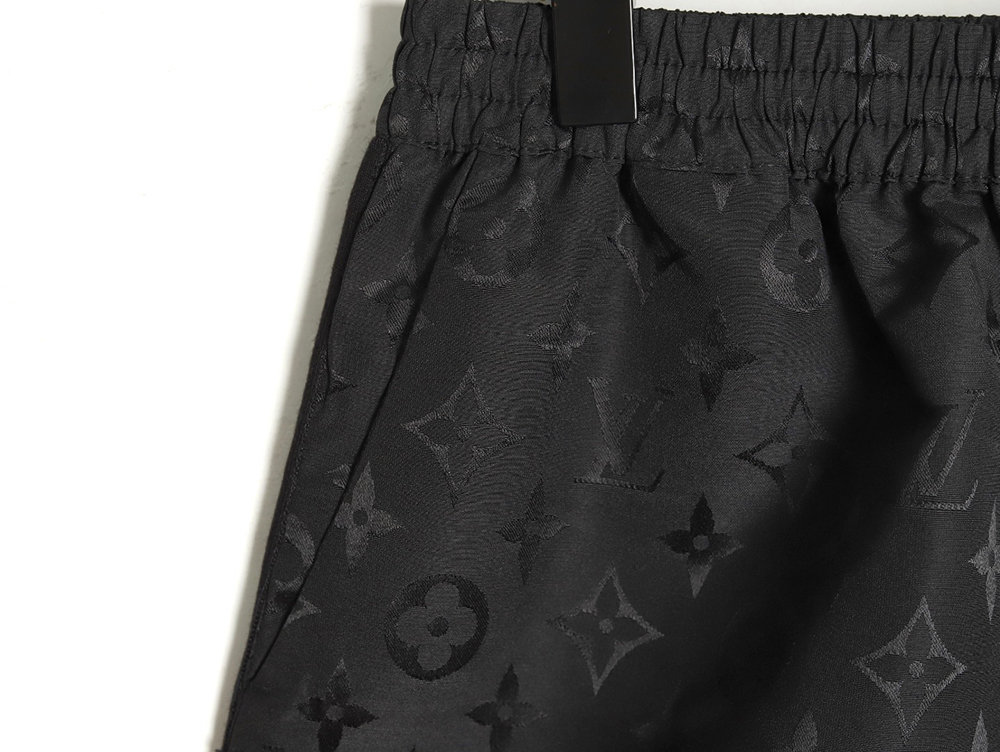 l0*is V*t0n old flower pattern jacquard silk shorts