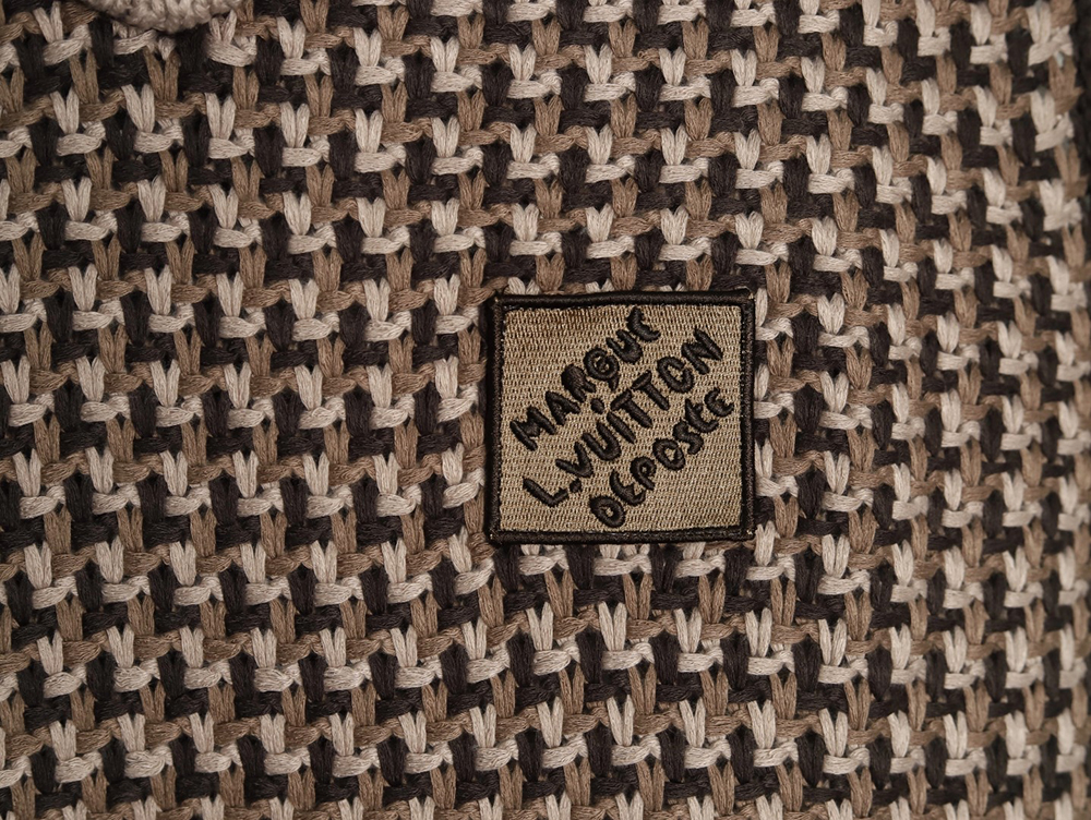 l0*is V*t0n brown check jacquard knit vest