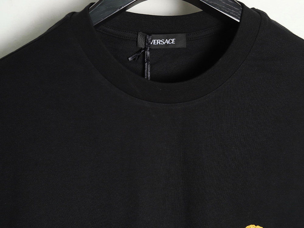 Versace Gold Logo Embroidered Short Sleeve T-Shirt tsk1