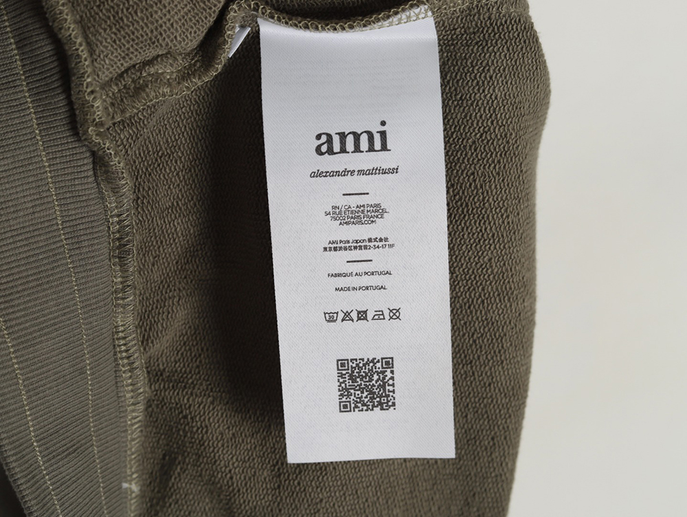 Ami Paris Heart Embroidered Shorts