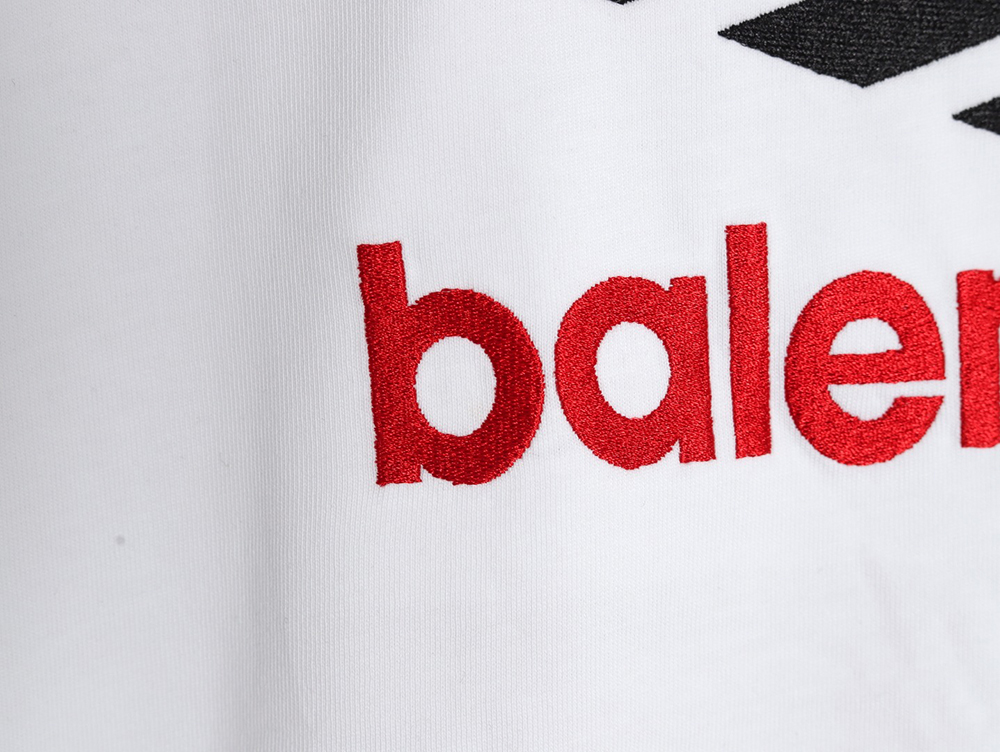 Ba*len*cia*ga 3m embroidered letters washed short sleeves