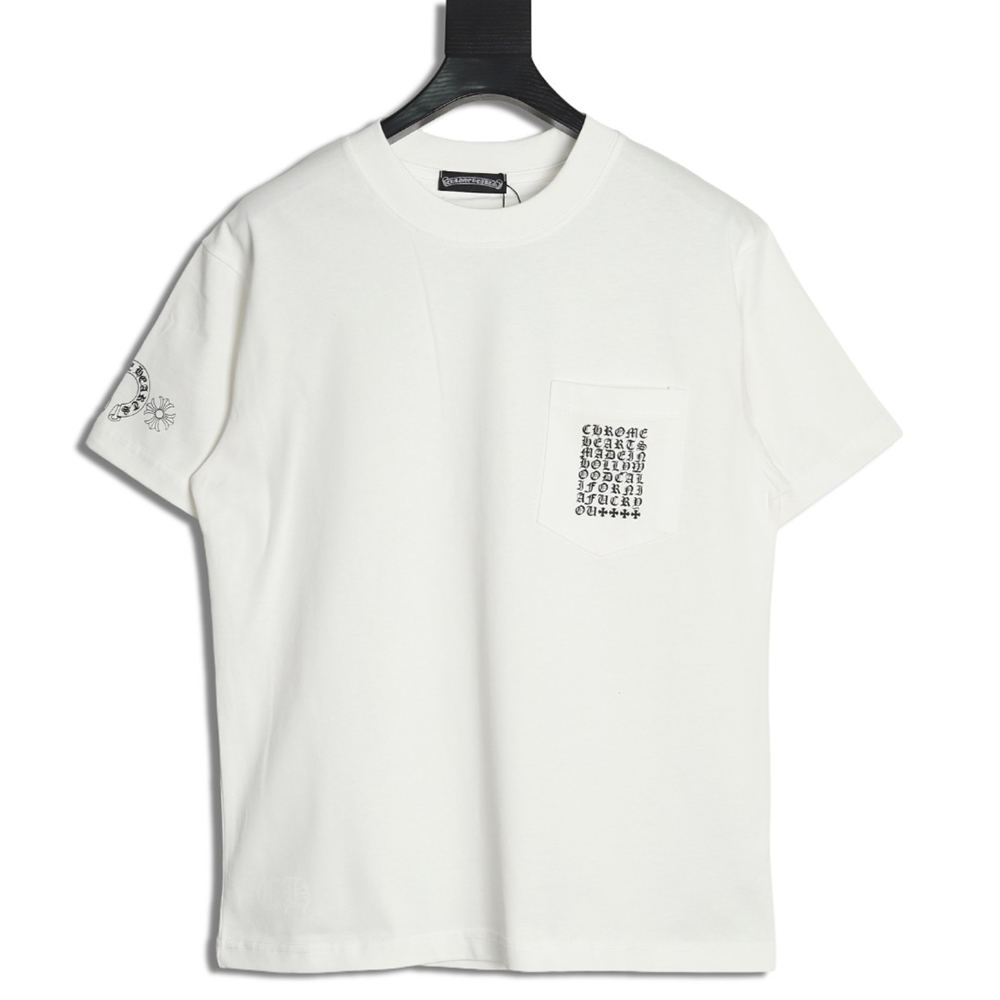 Ch**me He**ts multi-element pocket sanskrit letters short sleeve t-shirt