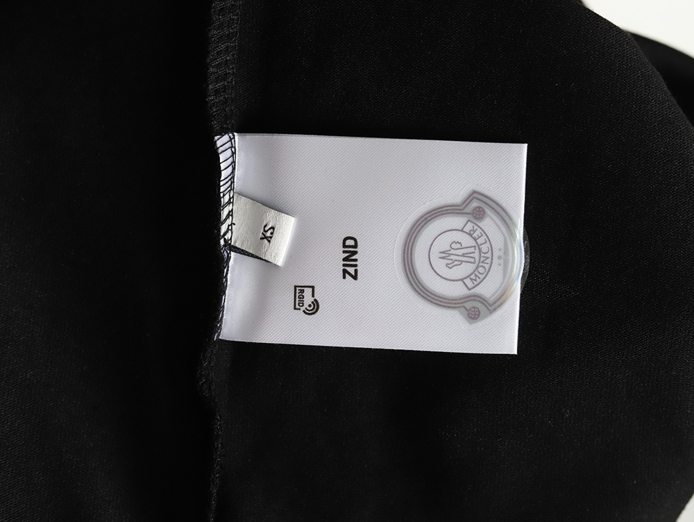 Moncler laminated logo short sleeve TSK1