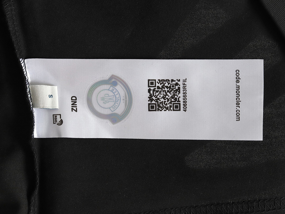 Moncler chest patch back letter print short sleeves TSK1