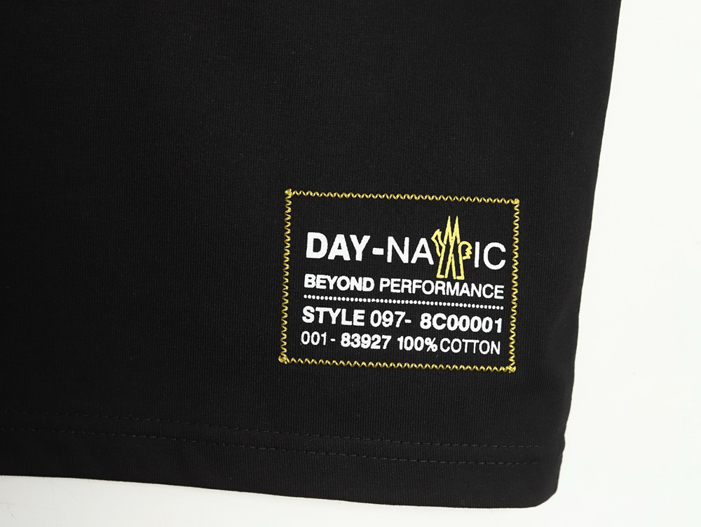 Moncler coordinate letter print short sleeve