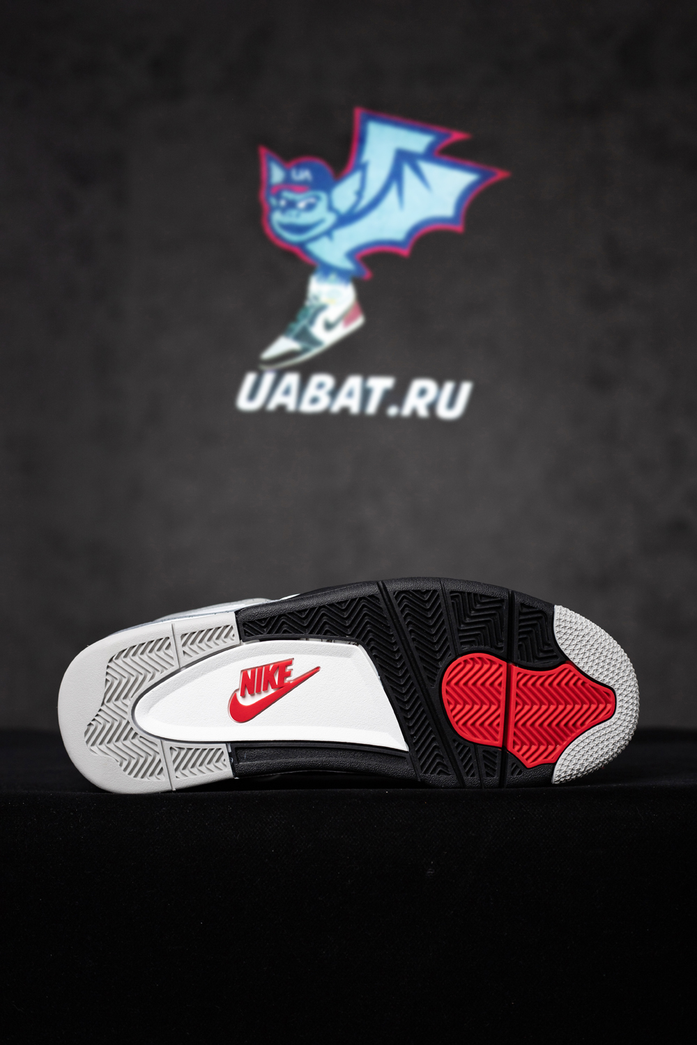 Air Jordan 4 Retro OG 