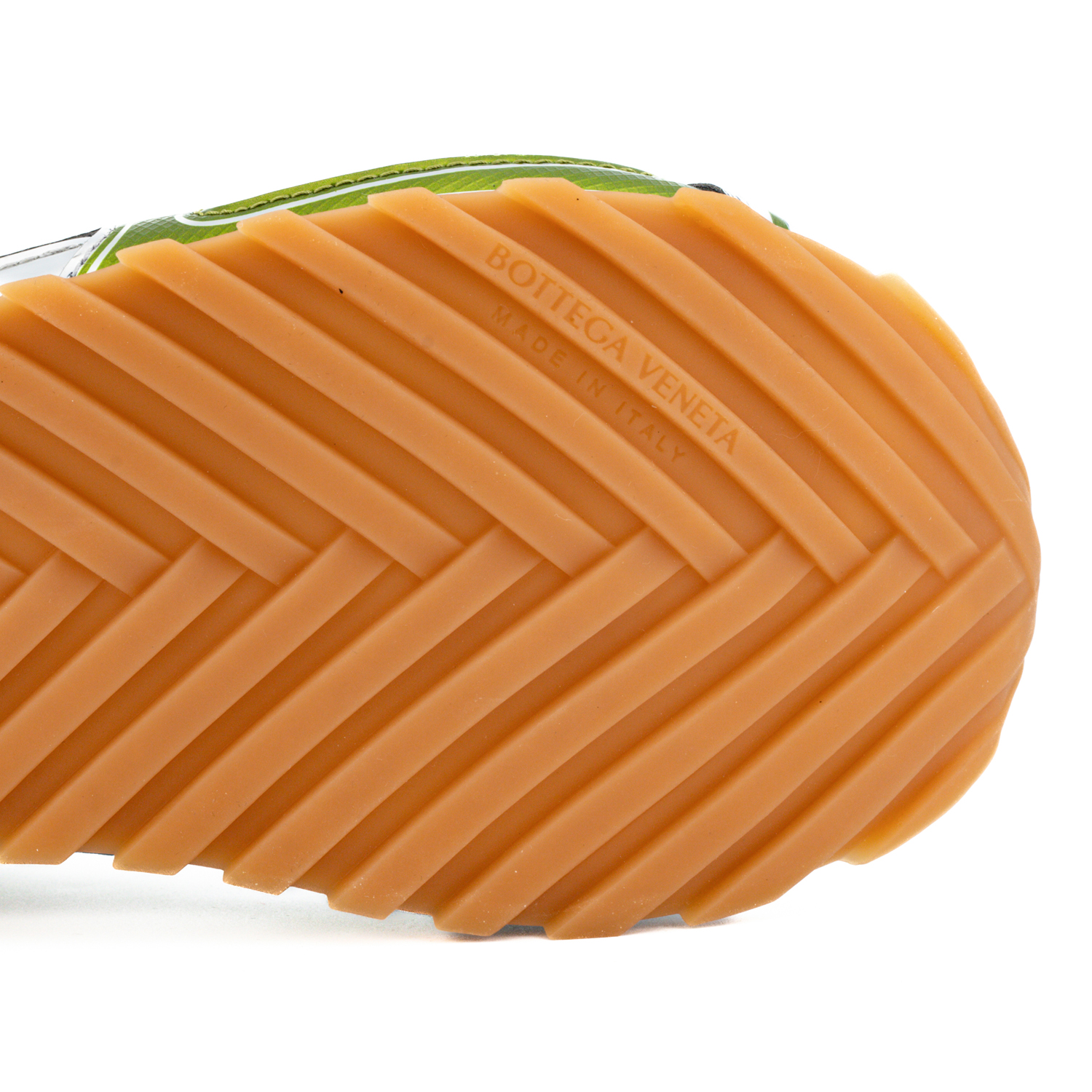 bo*te*ga Ve*ne*ta orbit runner sneaker 