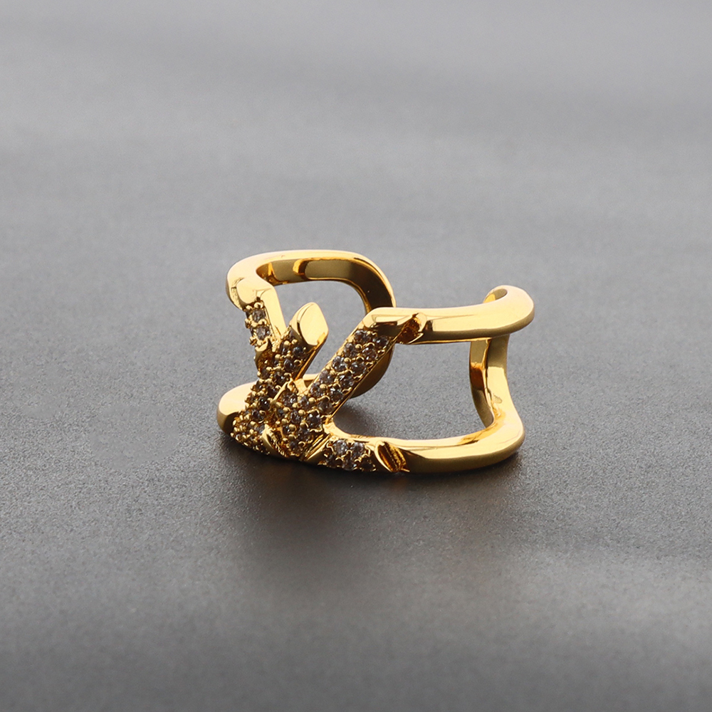 l0*is V*t0n volt one ring q9q35f