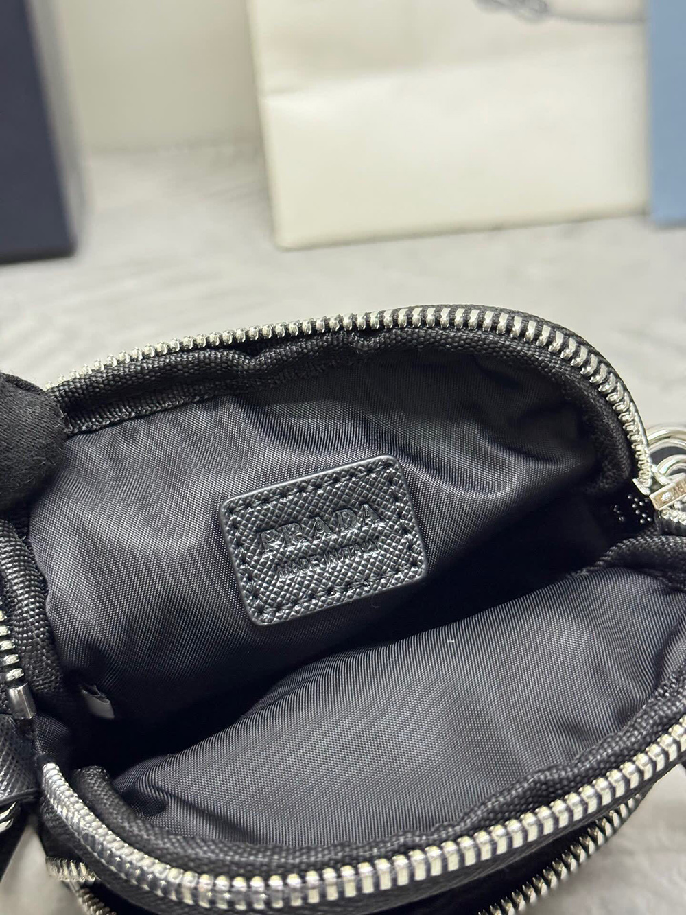 Pra*a bags 2zt024 11*17*4.5cm