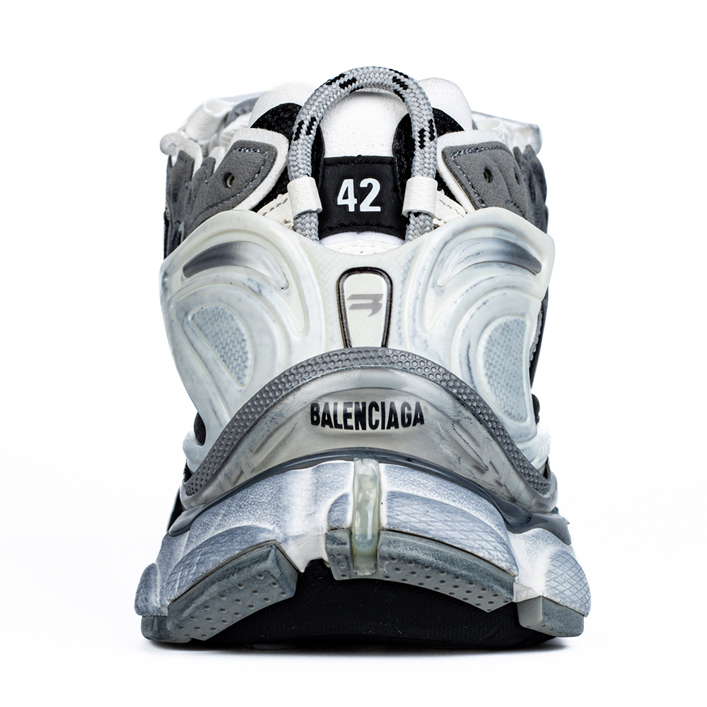 Ba*len*cia*ga runner sneaker 