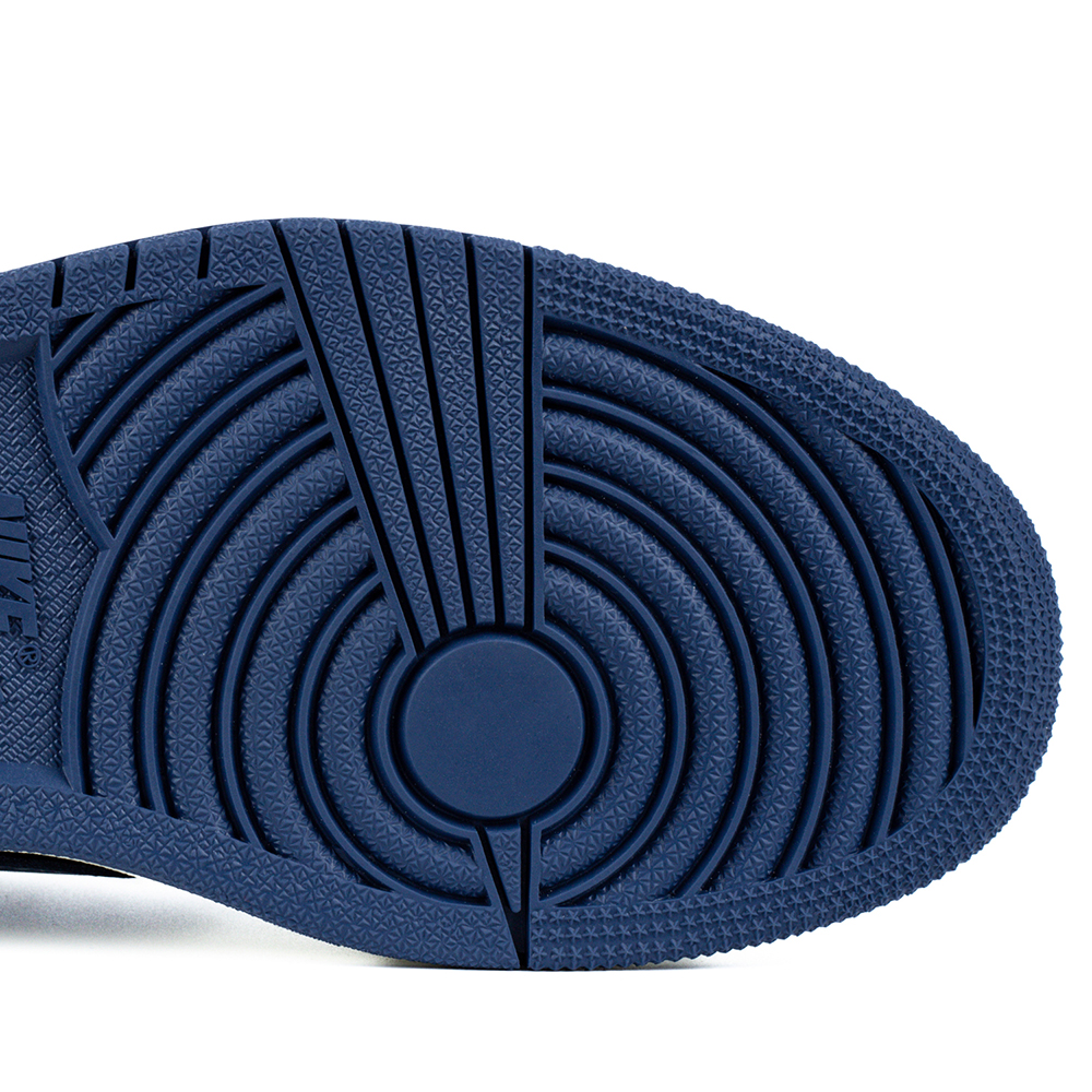 Travis Scott x Air Jordan 1 Low OG 