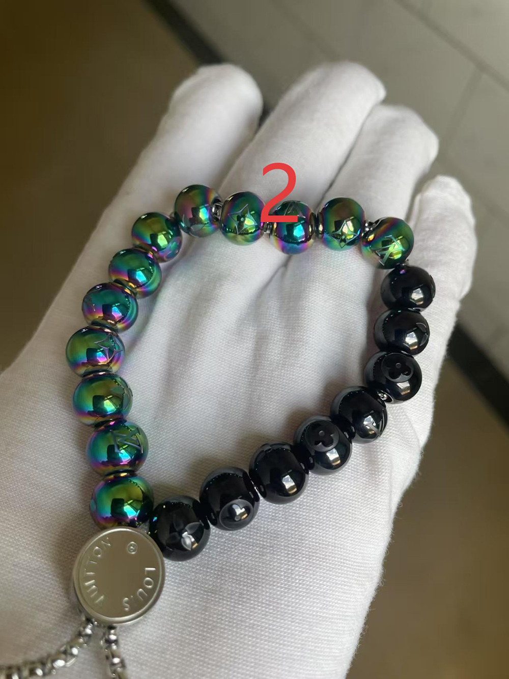 l0*is V*t0n monogram beads bracelet m00512