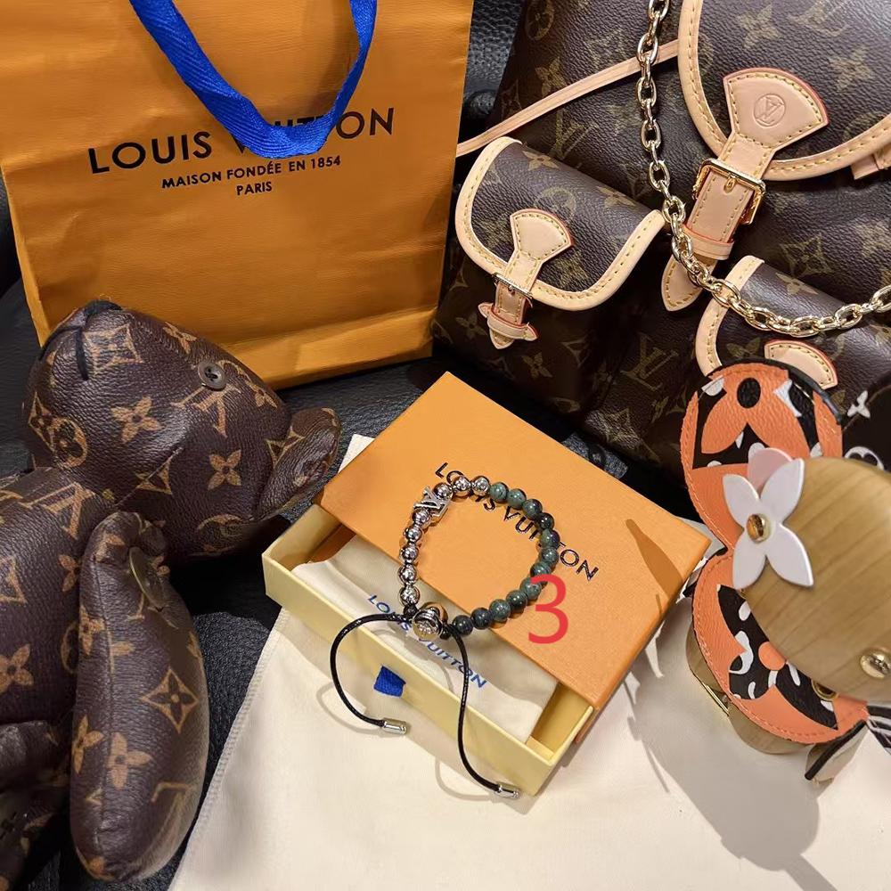 l0*is V*t0n monogram beads bracelet m00512