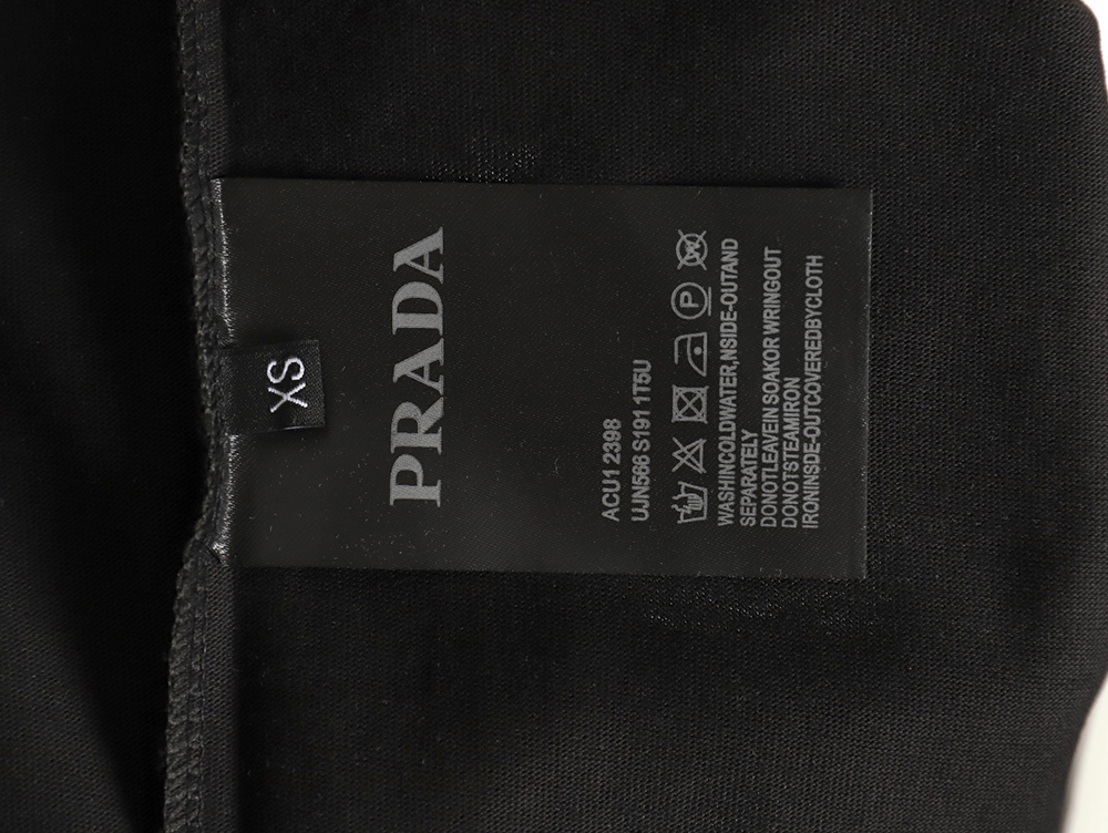 Pra*a bag man short sleeve t-shirt