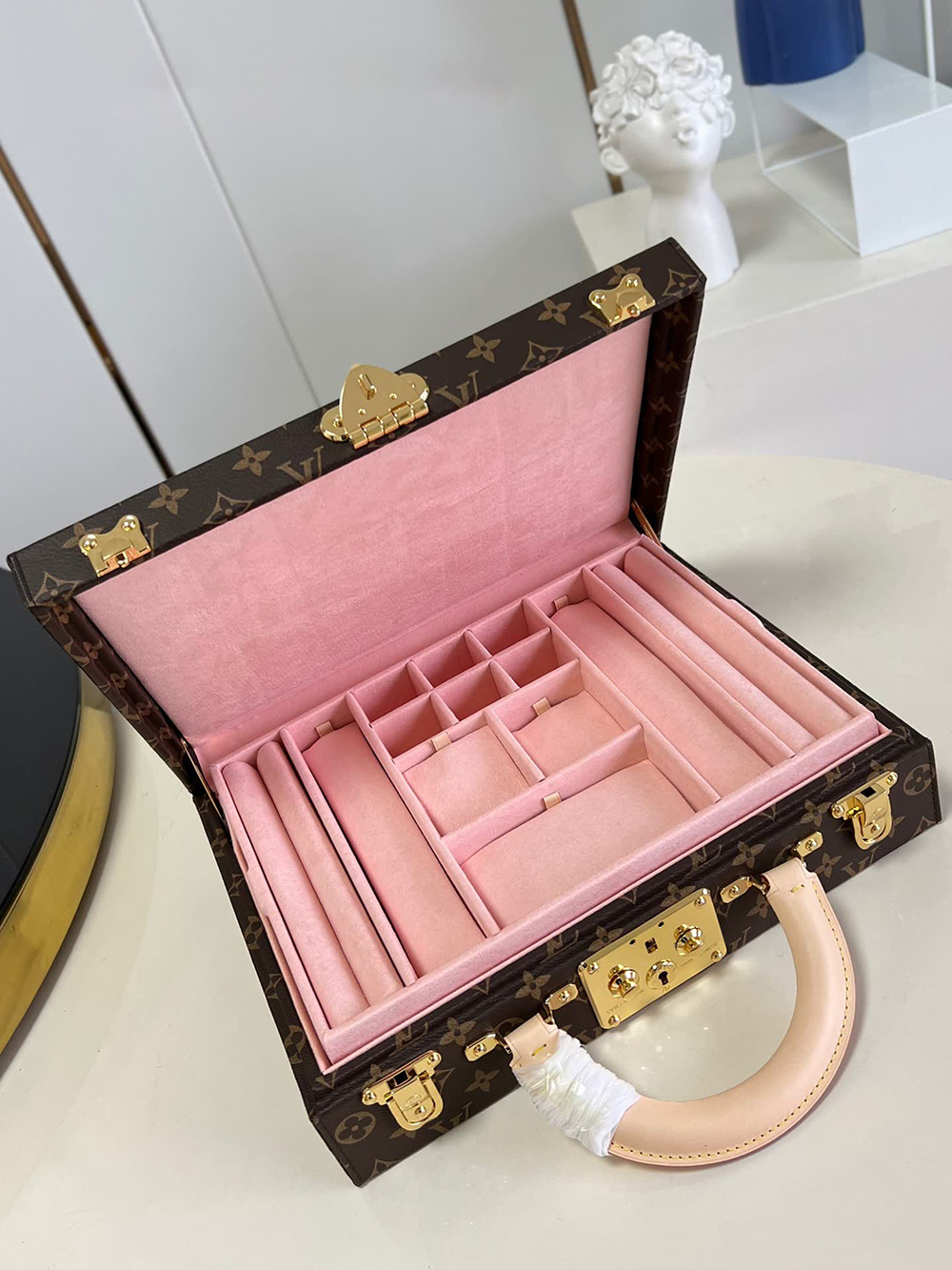 l0*is V*t0n boite bijoux m20076 34*26*10cm