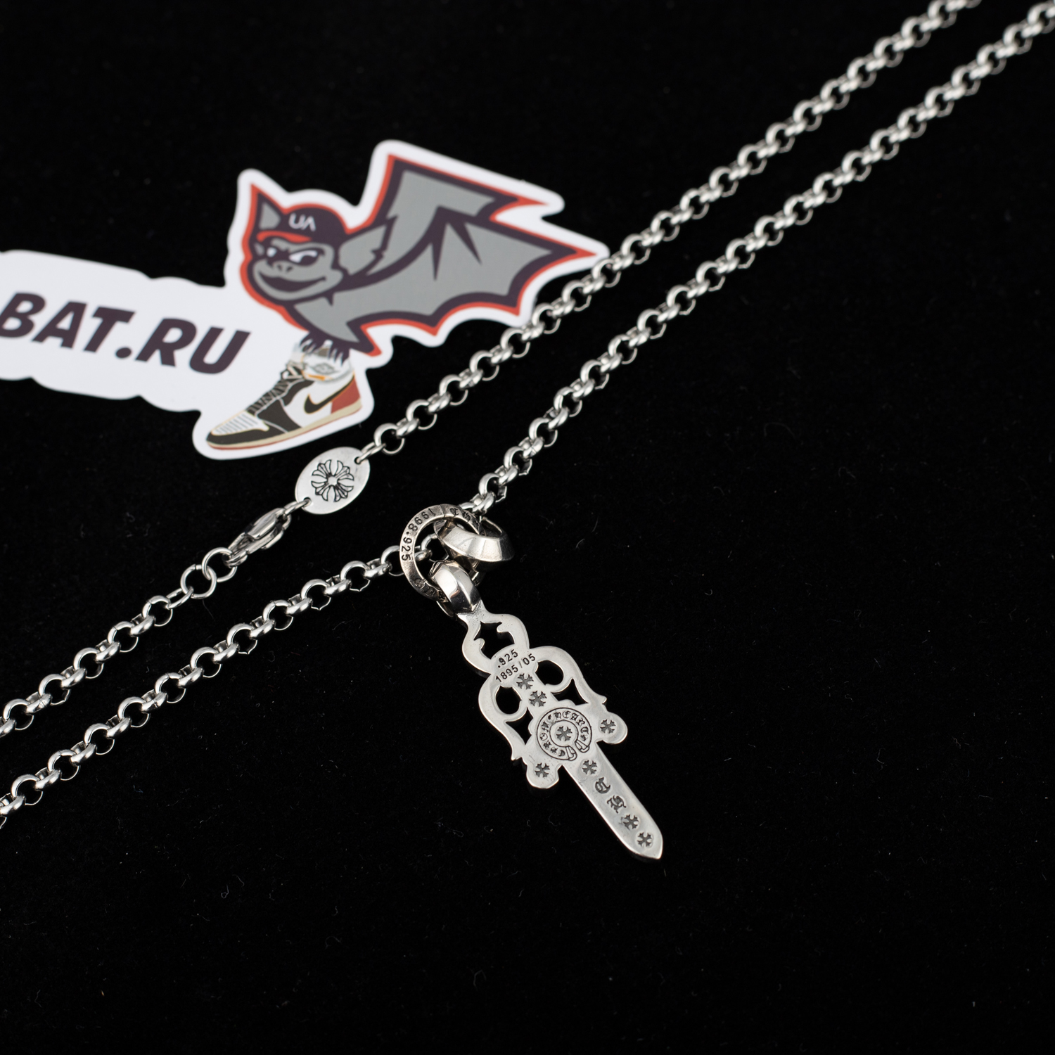 Ch**me He**ts necklaces 625369